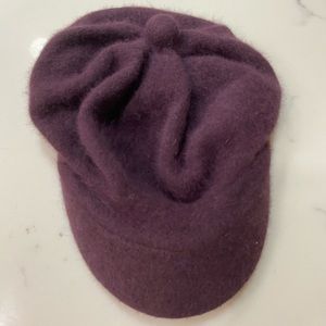 Dark purple wool/nylon newsboy cap, excellent used condition